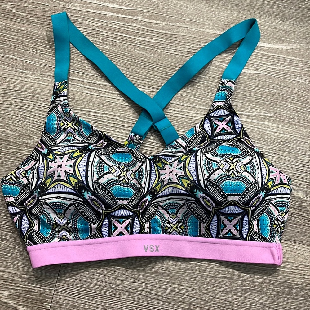Bright, Soft Victoria’s Secret Sports Bra!